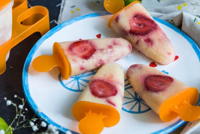 summer-mango-strawberry-pops