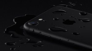 apple iphone 7 waterproof